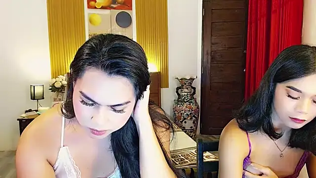 fallinLunaxX online show from 10/27/25, 04:19