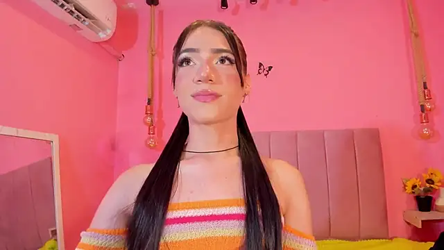 Snapshot of AlanaRosee__ chatting on 10/26/25, 11:38 AlanaRosee online show from 10/26/25, 11:38