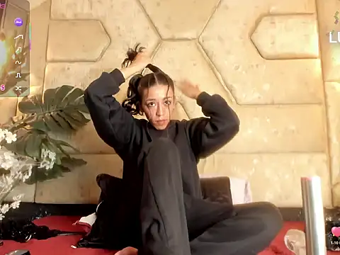 Julieta Slav3 online show from 03/22/26, 01:12