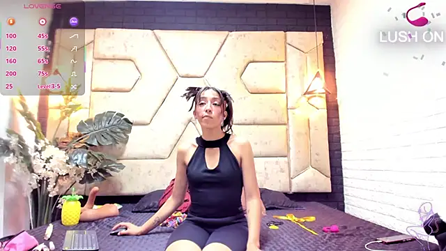 Julieta Slav3 online show from 03/26/26, 09:13