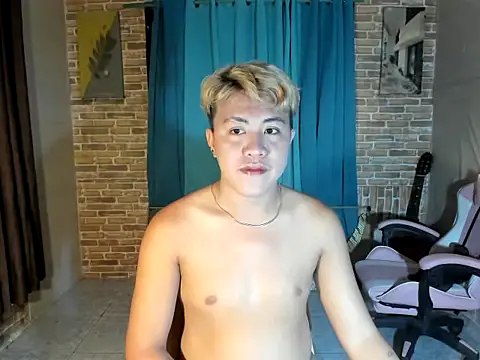 ur fucking rolly online show from 06/15/26, 05:23