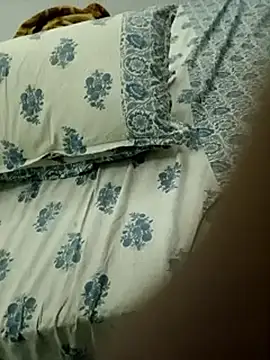 zoya your online show from 11/08/25, 01:42