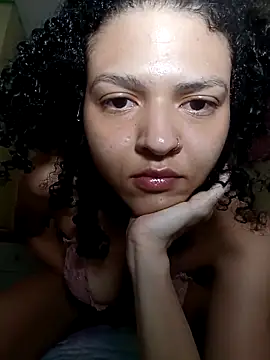 Snapshot of Larissinhamm chatting on 10/14/25, 07:53 Larissinhamm online show from 10/14/25, 07:53