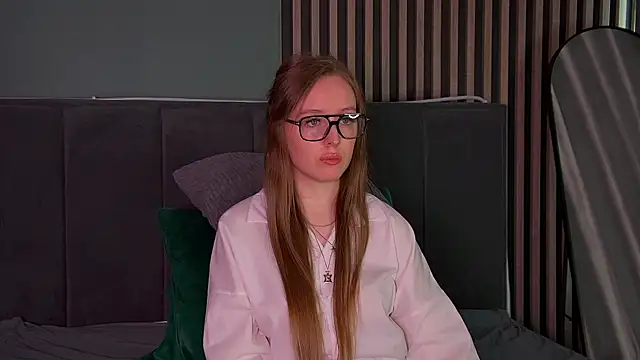 KathyStewart online show from 10/11/25, 04:24