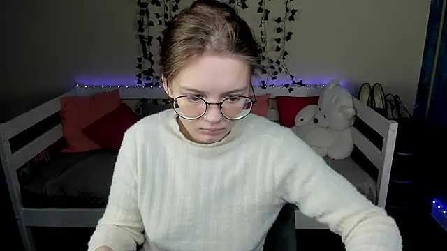 shy elina01 online show from 10/22/25, 10:25