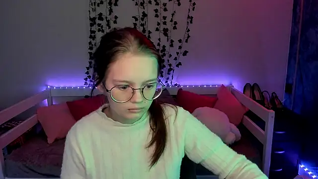 shy elina01 online show from 11/04/25, 10:30