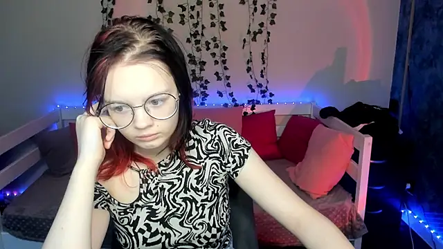 shy elina01 online show from 01/15/26, 10:29