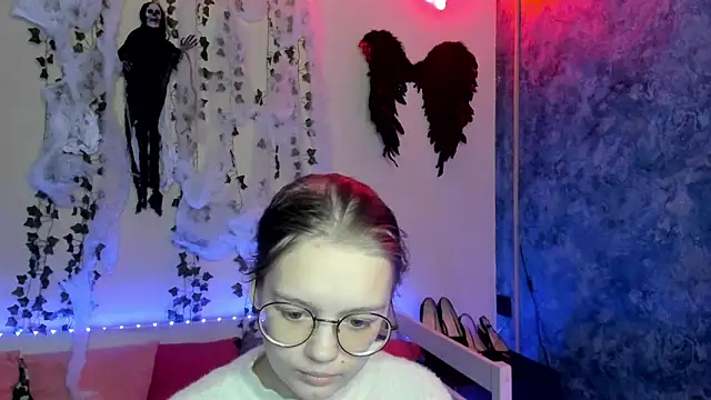 shy elina01 online show from 10/30/25, 09:29