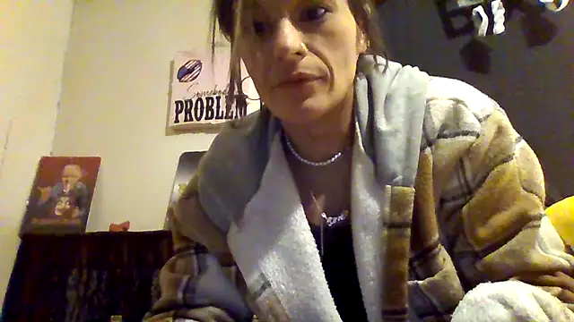 Snapshot of Rileyy7tk chatting on 12/22/25, 09:31 Rileyy7tk online show from 12/22/25, 09:31