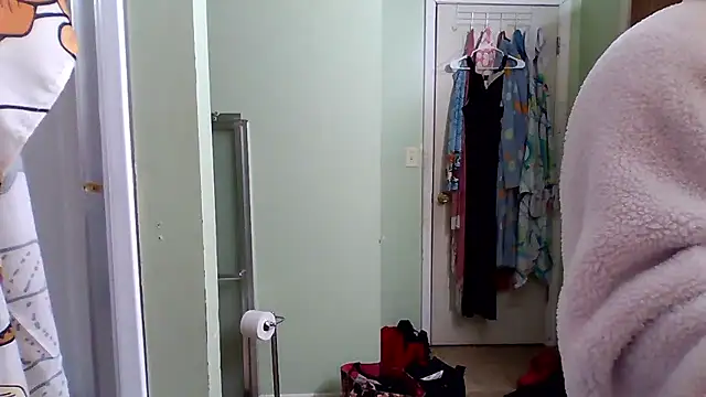 Snapshot of Rileyy7tk chatting on 01/14/26, 07:50 Rileyy7tk online show from 01/14/26, 07:50