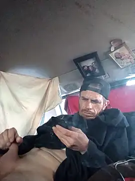 LetMeLiqU online show from 11/01/25, 03:06