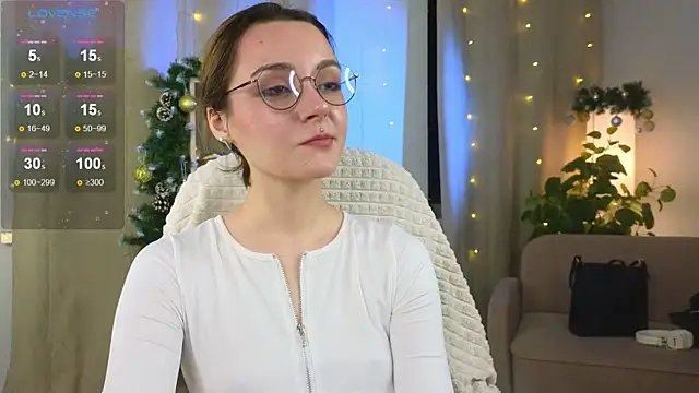 ElizabethMilller  online show from 12/16/25, 10:47