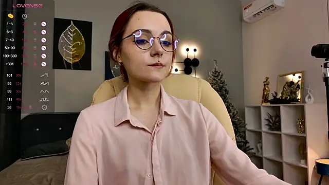 ElizabethMilller  online show from 12/04/25, 10:31