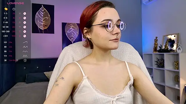 ElizabethMilller  online show from 12/01/25, 10:32