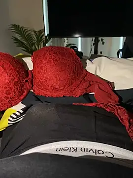 BBC 05 01 online show from 11/28/25, 01:33