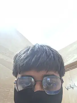 Snapshot of UsurpedThaw chatting on 11/18/25, 06:55 UsurpedThaw online show from 11/18/25, 06:55