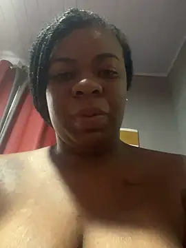 Snapshot of Priihmedeiros chatting on 10/15/25, 02:25 Priihmedeiros online show from 10/15/25, 02:25