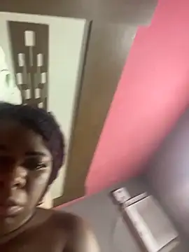 Priihmedeiros online show from 11/13/25, 03:38