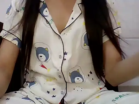 Hotty kaira online show from 05/22/26, 04:38