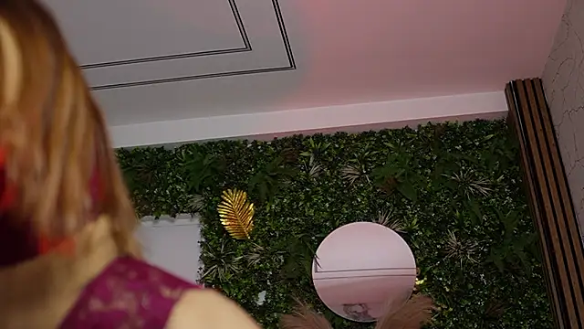 sisi von dee online show from 03/07/26, 08:36