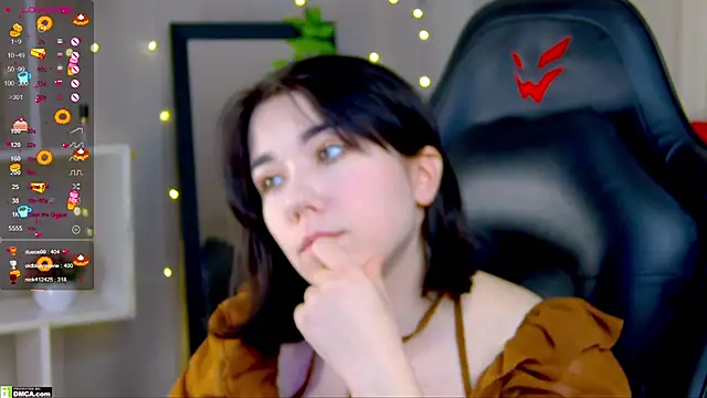 Kelly foox online show from 12/04/25, 10:03