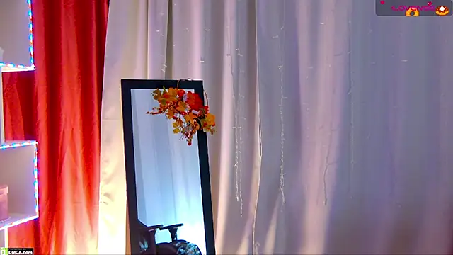 Kelly foox online show from 11/18/25, 08:39