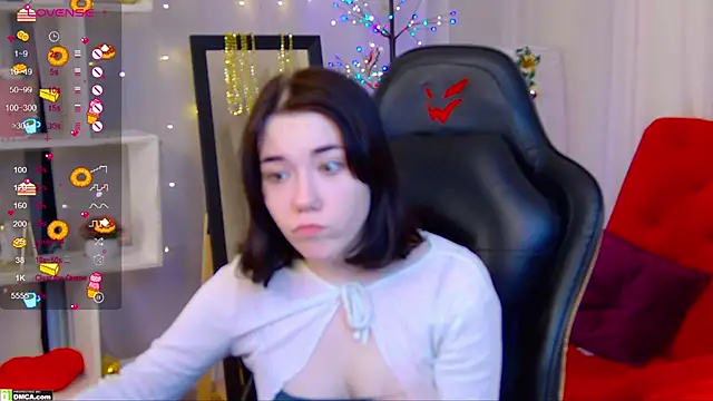 Kelly foox online show from 12/21/25, 12:13