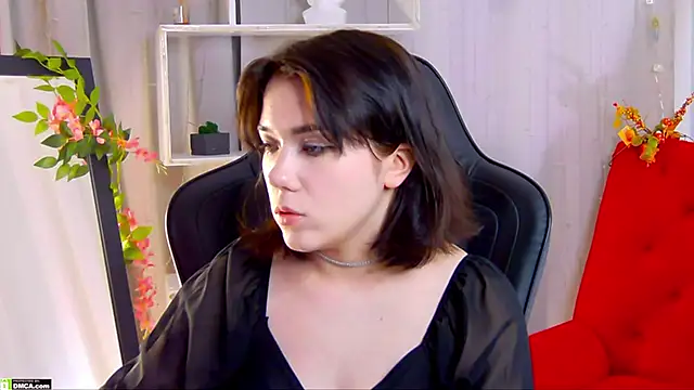 Kelly foox online show from 12/02/25, 09:22