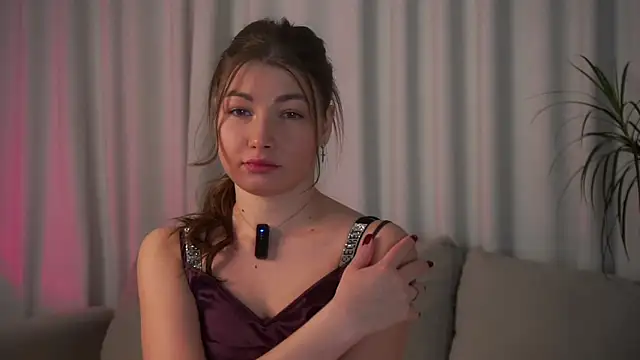 BrittGupton online show from 11/24/25, 01:27