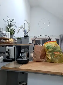 Vintermelon2 online show from 02/19/26, 07:49