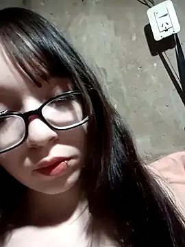 miaahot69 online show from 11/03/25, 09:24