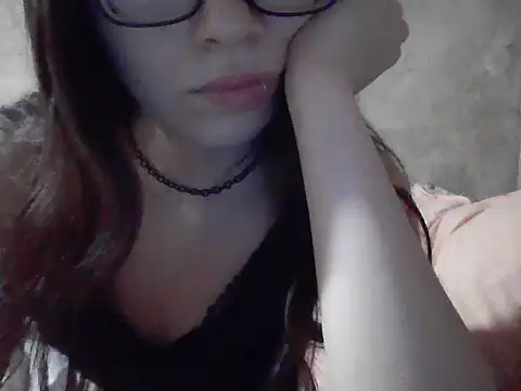 miaahot69 online show from 12/04/25, 08:13