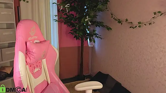 L1na Reeds online show from 04/10/26, 01:12