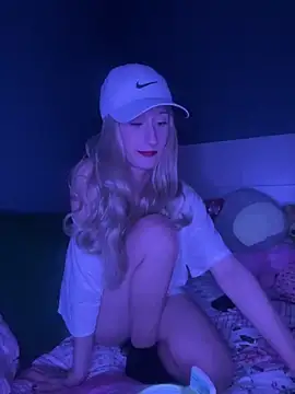 meadowmoon3 online show from 04/06/26, 03:24