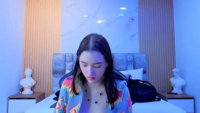 Snapshot of angel__kiss chatting on 11/30/25, 12:17 angel kiss online show from 11/30/25, 12:17