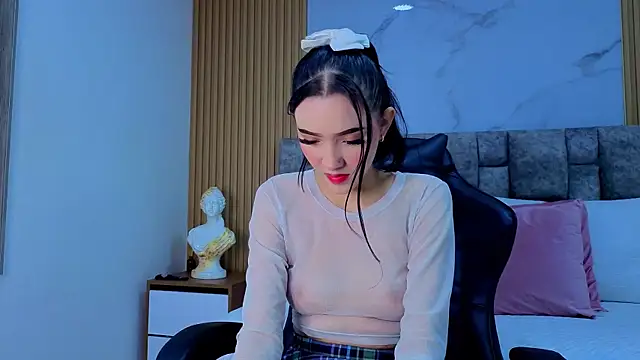 Snapshot of angel__kiss chatting on 11/05/25, 11:46 angel kiss online show from 11/05/25, 11:46