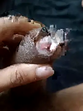 Elegant Guy online show from 10/30/25, 02:14