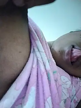 Snapshot of hottywife-03 chatting on 06/02/26, 01:00 hottywife-03 online show from 06/02/26, 01:00