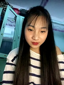 banlinh004 online show from 12/15/25, 01:50