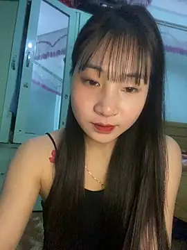 banlinh004 online show from 02/19/26, 06:05