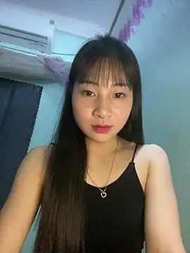 banlinh004 online show from 04/14/26, 02:11