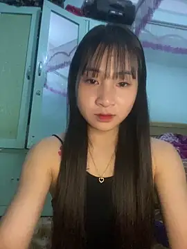 banlinh004 online show from 02/23/26, 03:23
