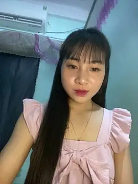 banlinh004 online show from 04/28/26, 03:27