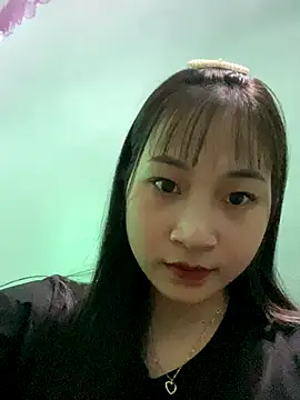 banlinh004 online show from 10/30/25, 07:17