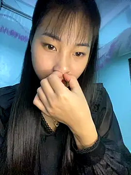 banlinh004 online show from 11/12/25, 05:22