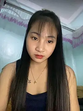 banlinh004 online show from 10/10/25, 03:02