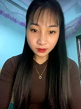 banlinh004 online show from 11/05/25, 06:49