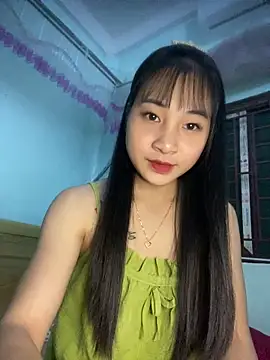 banlinh004 online show from 10/24/25, 02:38