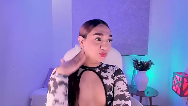 lissascarlett 1 online show from 12/04/25, 02:16