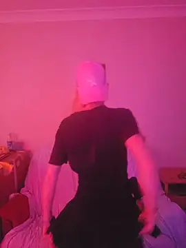 Snapshot of lonely_Cosplay_chick chatting on 02/10/26, 05:17 lonely Cosplay chick online show from 02/10/26, 05:17